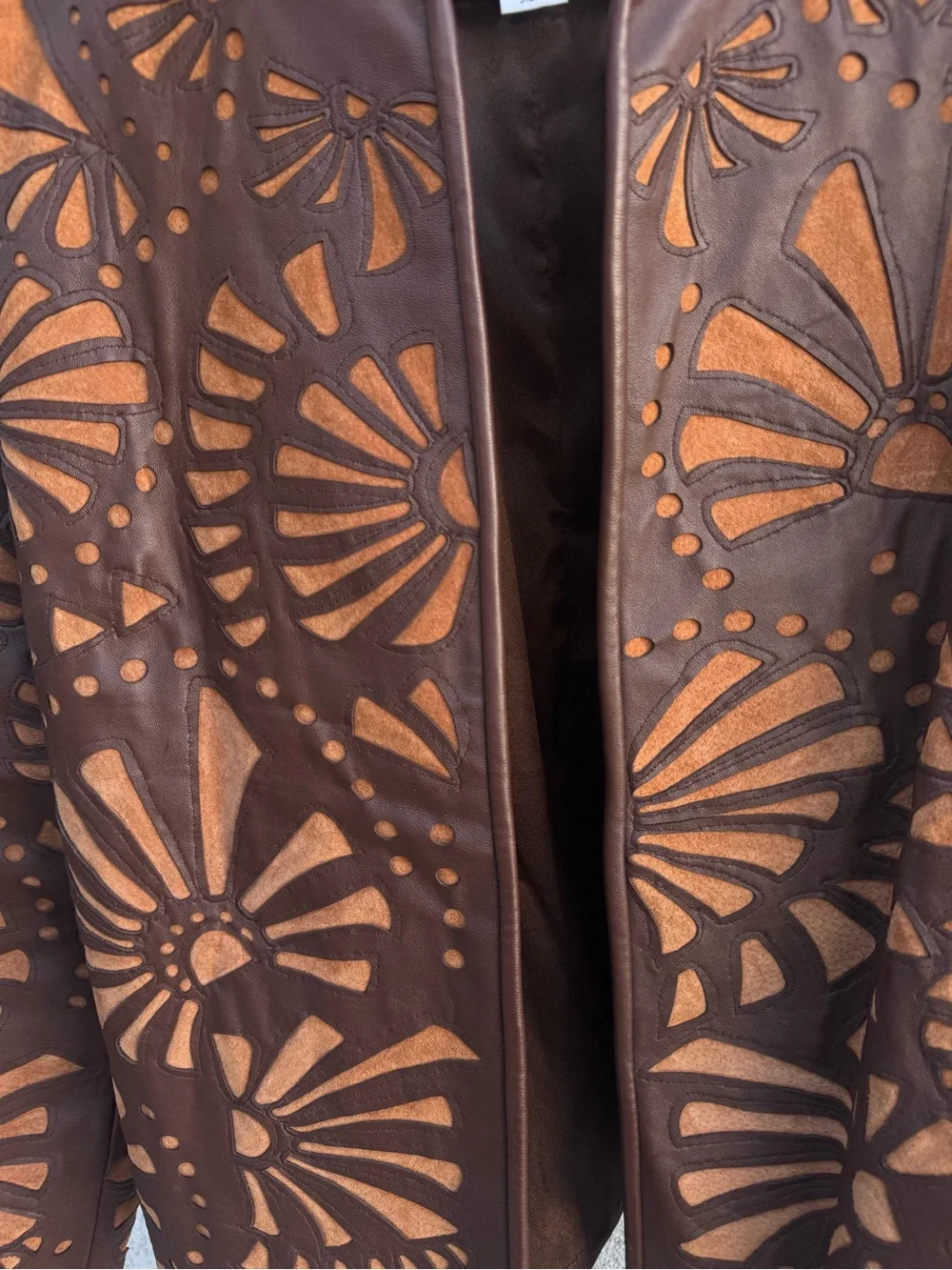 Vintage Chico's Genuine Leather Laser Cutout Jacket Brown - Size 2 (L) - Picture 4 of 11
